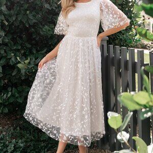 Baltic Born Kendra Embroidered Dress | White Size XL